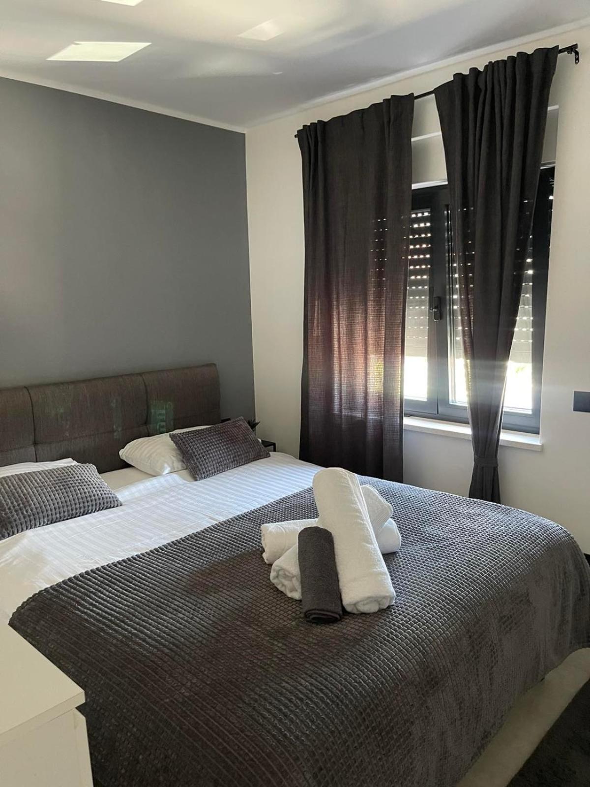 Rijeka Relax Apartment With Parking Luaran gambar